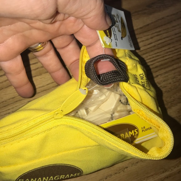 Bananagrams 🍌 - Picture 5 of 5